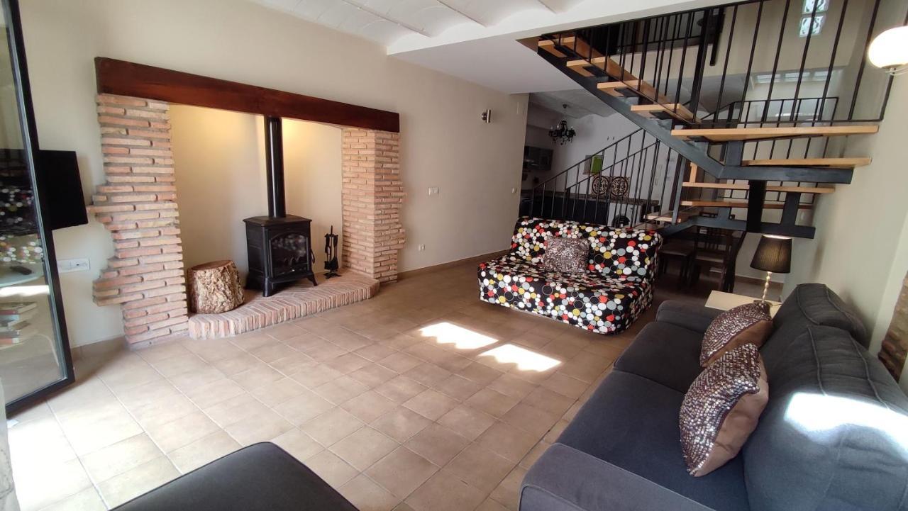 Apartamentos Turisticos Encanto Caces Екстериор снимка