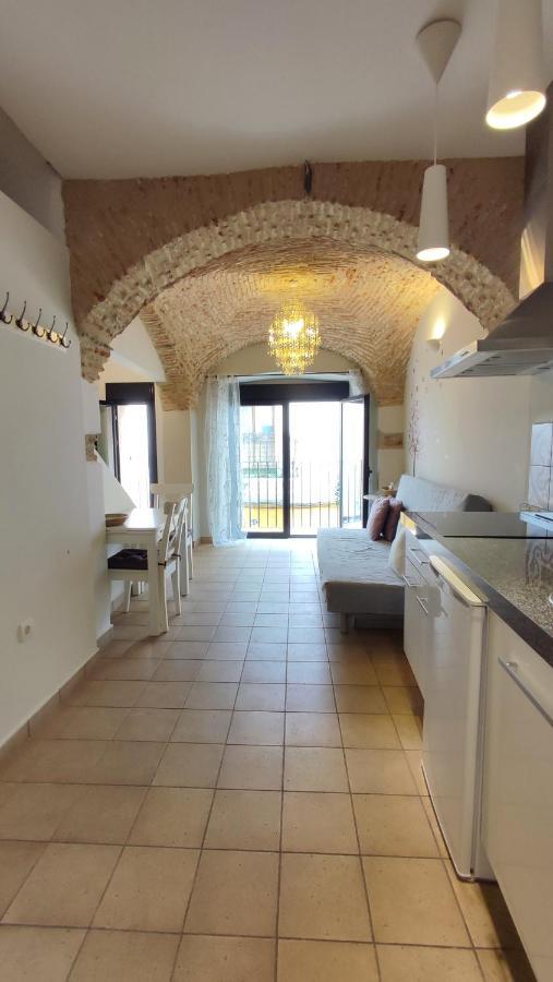 Apartamentos Turisticos Encanto Caces Екстериор снимка